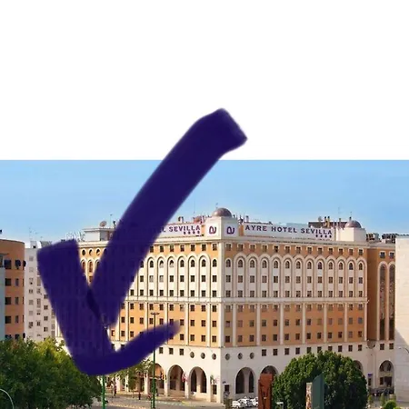 아파트 Portico